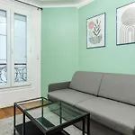 Apartment Tres Bel 6p Plein Coeur Du 18eme *