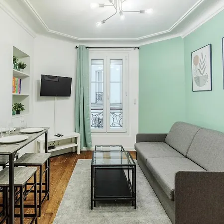 Tres Bel 6p Plein Coeur Du 18eme * פריז